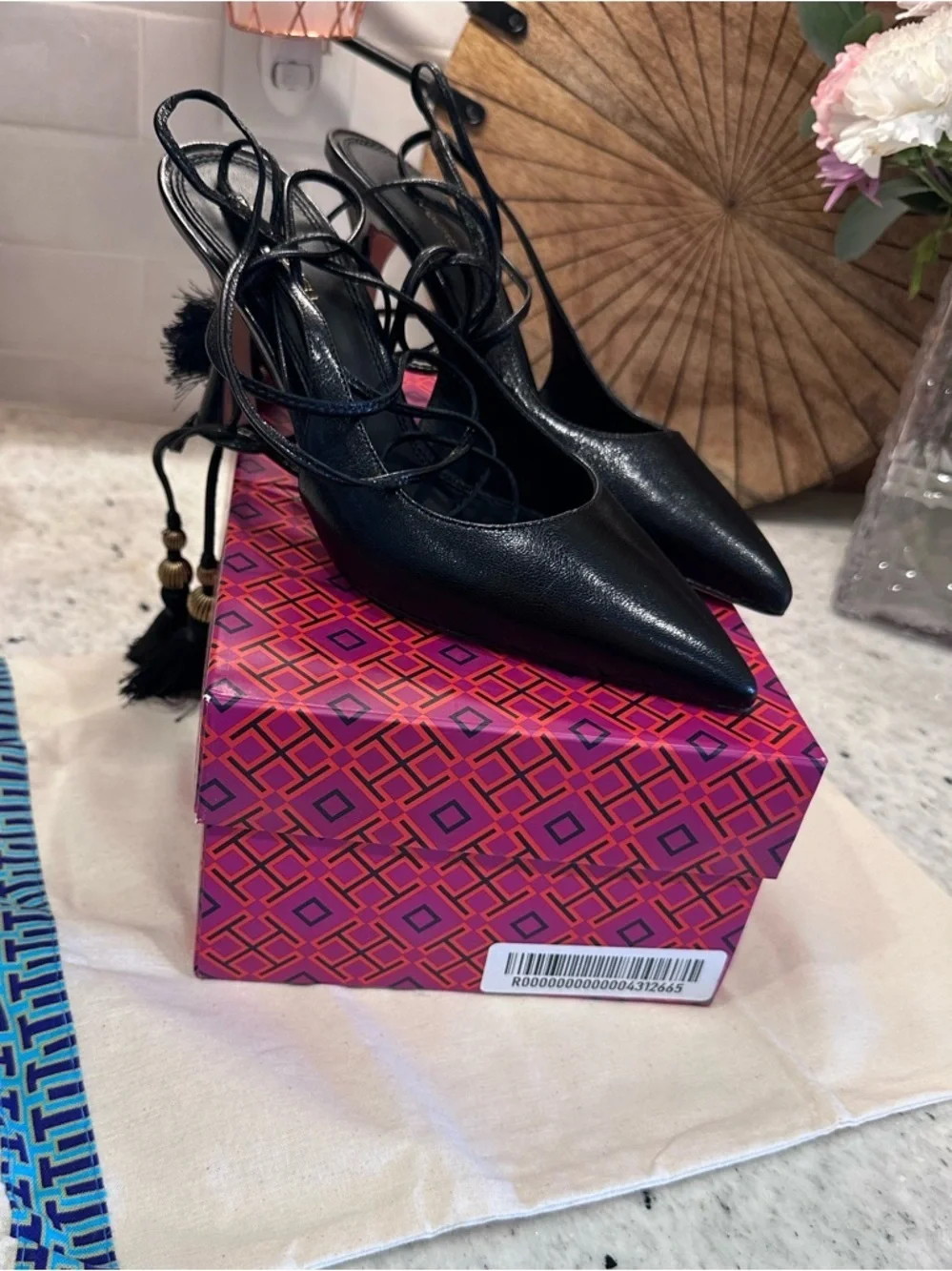 TORY BURCH Black Leather Capri Wrap Pumps Heels Shoes NIB Size 7M Ret. $440